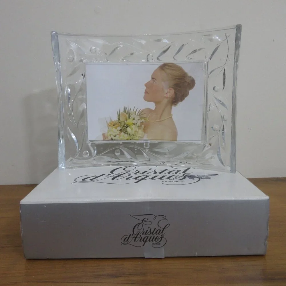 Cristal D’Arques France 24% Genuine Lead Crystal Frame Holds 4x6 Picture 2 Views
